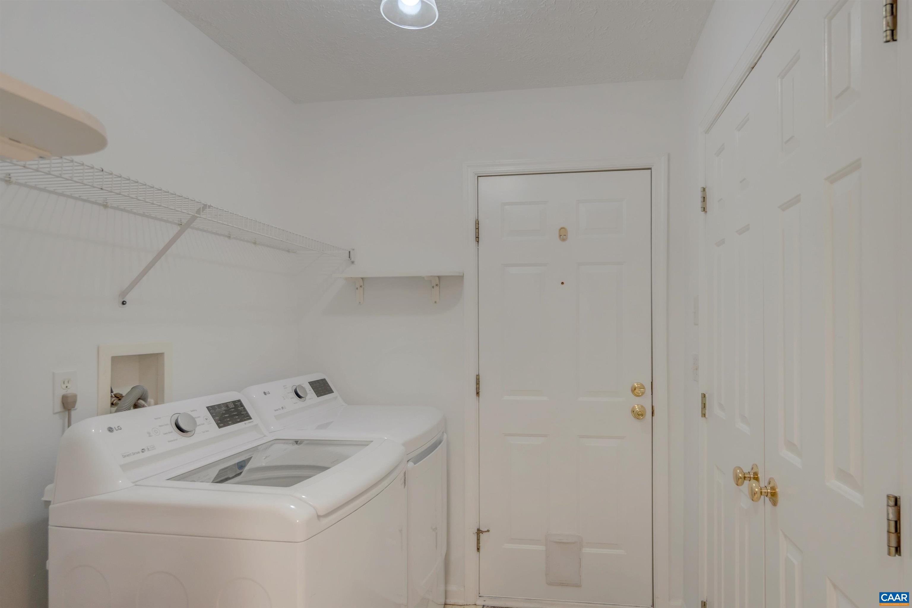 415 Rudolph Street Ruckersville, VA 22968 - Photo 15 of 38 a utility room with dryer and washer