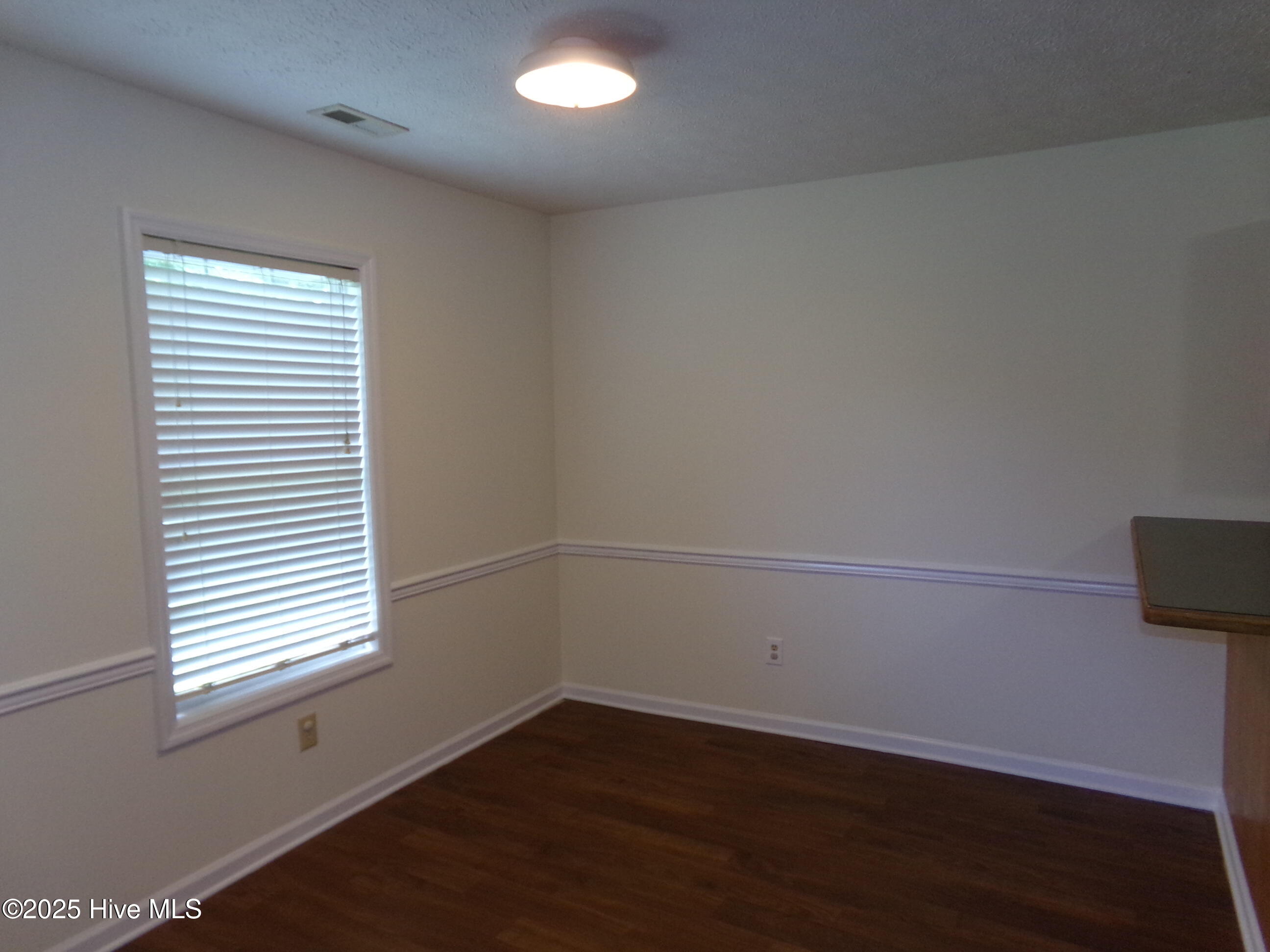 819 Fir Trail Havelock, NC 28532 - Photo 12 of 32 100_0529