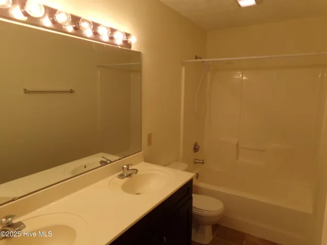 $1,755 | 819 Fir Trail, Havelock, NC 28532