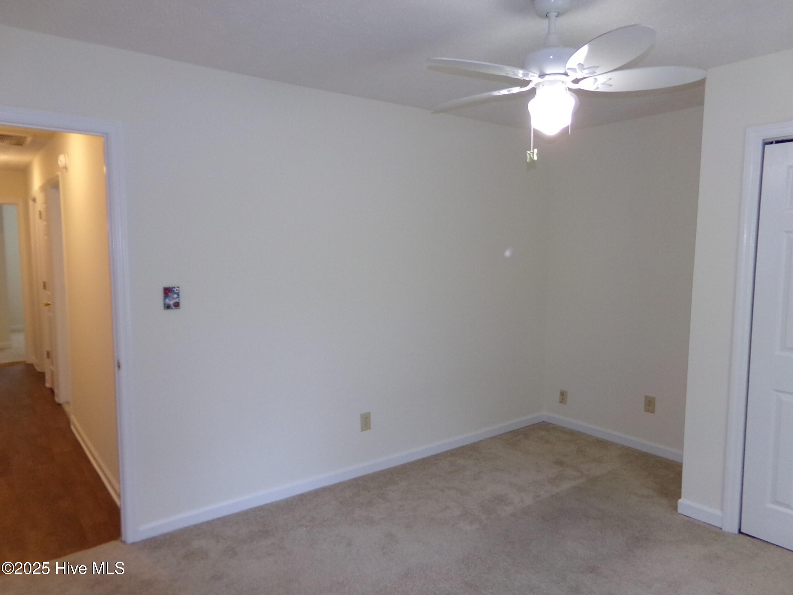 819 Fir Trail Havelock, NC 28532 - Photo 21 of 32 100_0539