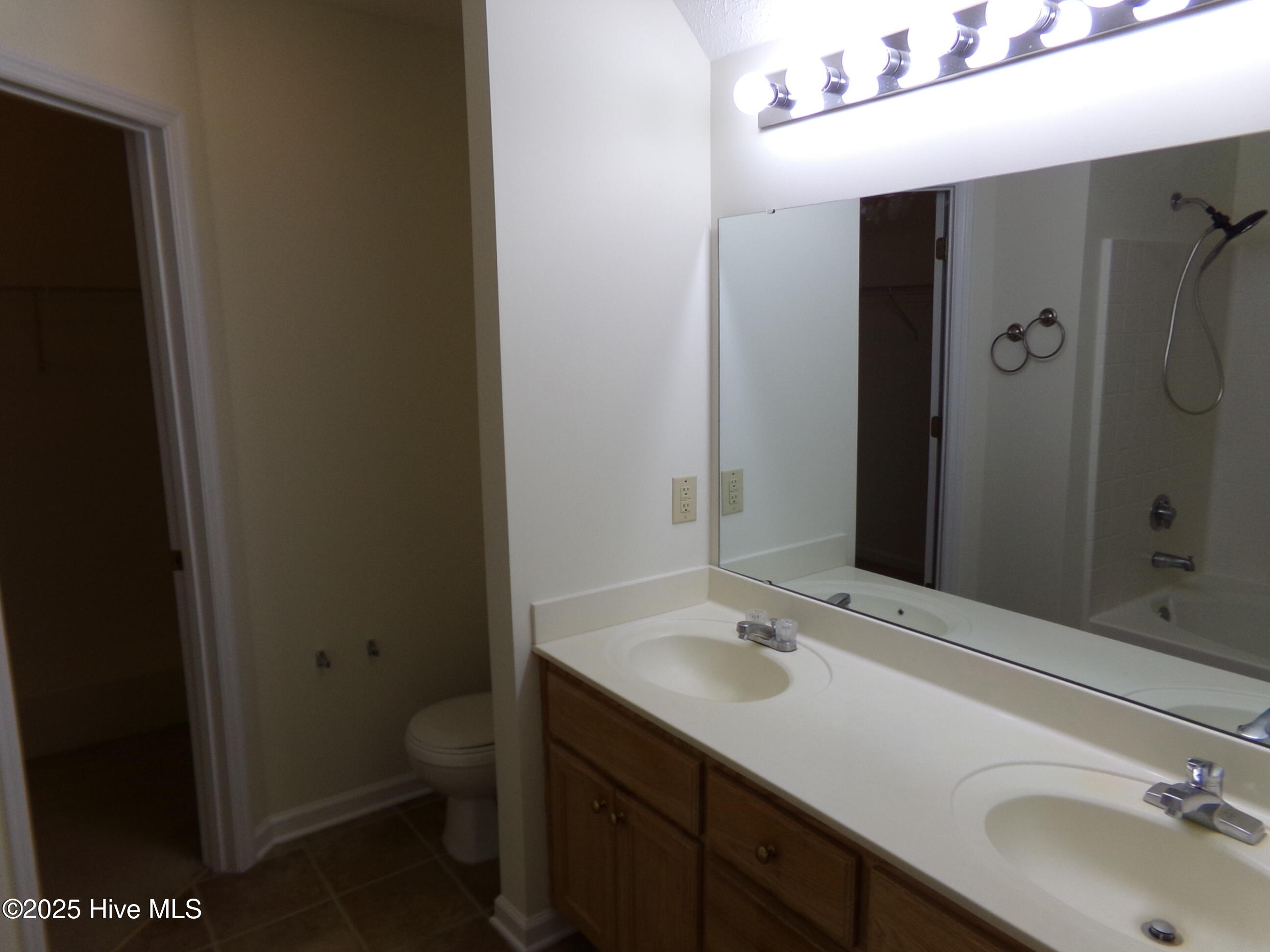 819 Fir Trail Havelock, NC 28532 - Photo 27 of 32 100_0548