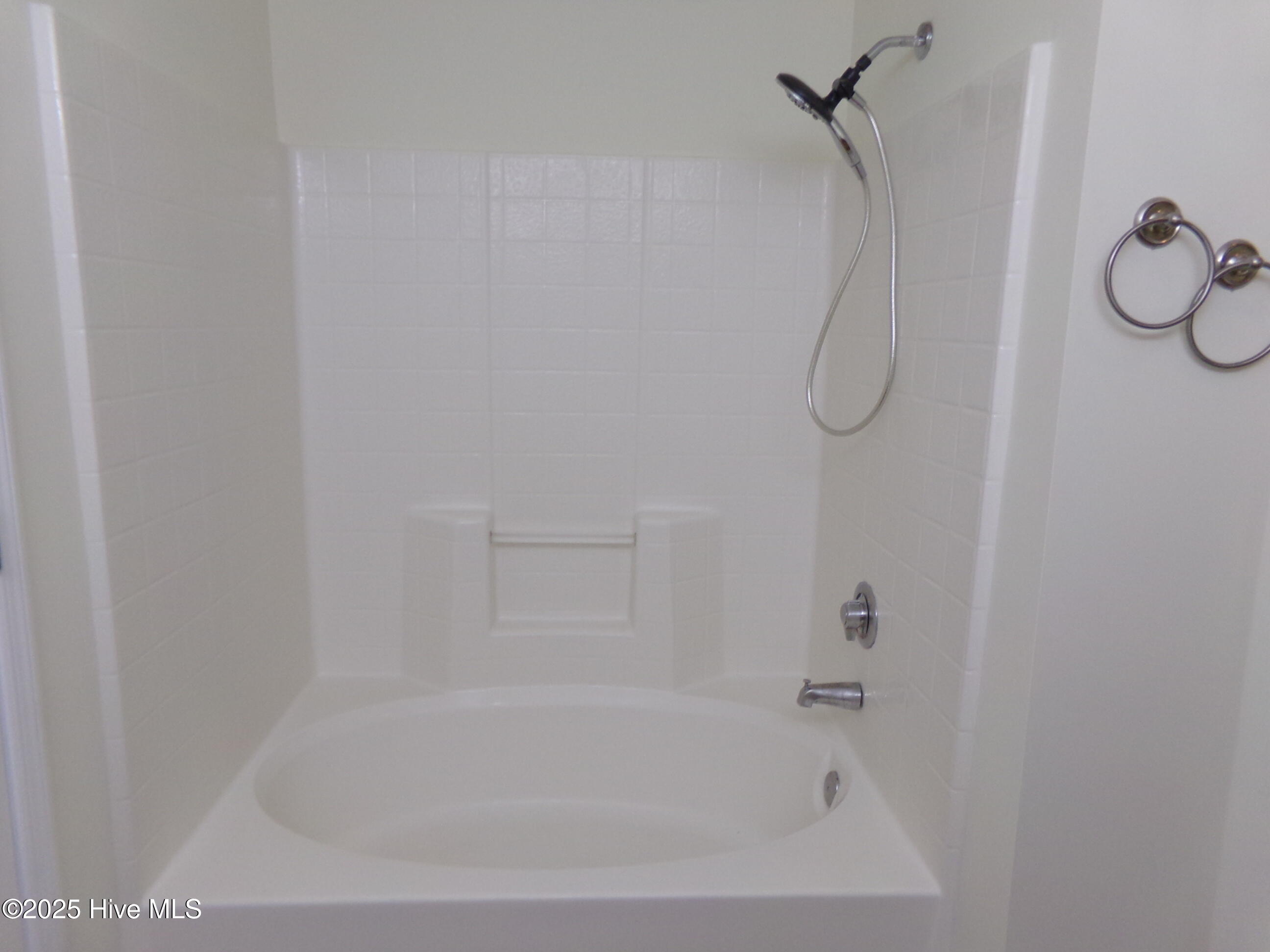 819 Fir Trail Havelock, NC 28532 - Photo 29 of 32 100_0550