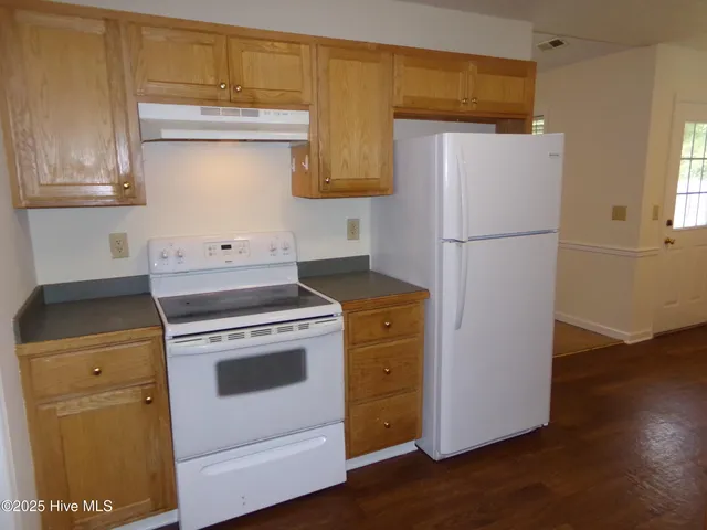 $1,755 | 819 Fir Trail, Havelock, NC 28532