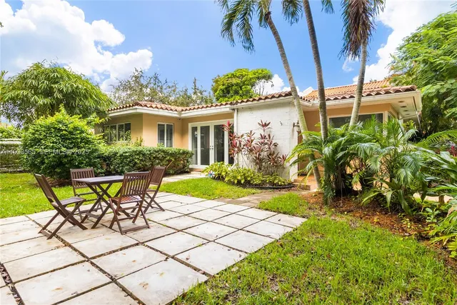 $6,500 | 1114 Genoa Street, Coral Gables, FL 33134