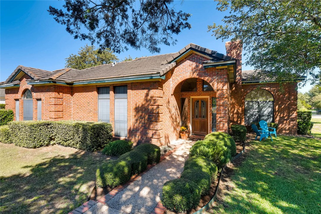 5 Parkside Road The Hills, TX 78738 - Photo 1 of 1