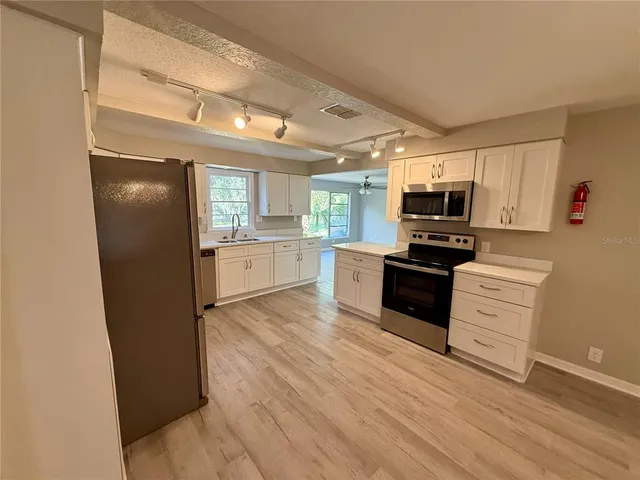 $2,800 | 13340 Lewis Gallagher Road, Dover, FL 33527