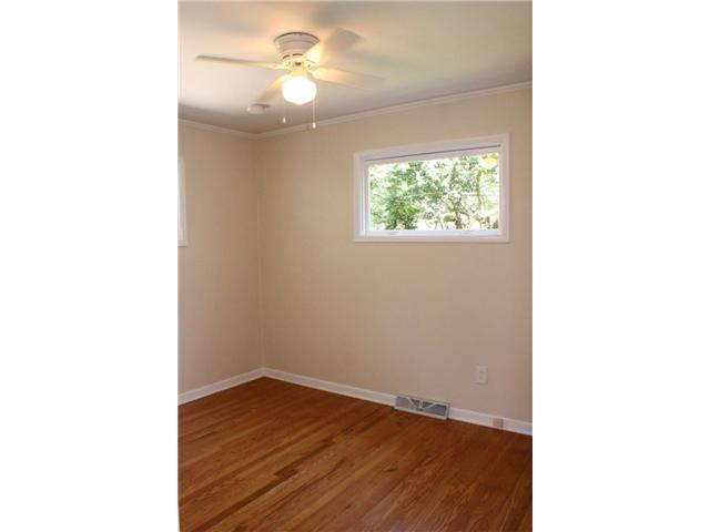 2320 Edgevale Road Columbus, OH 43221 - Photo 11 of 21