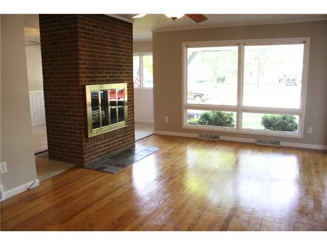 2320 Edgevale Road Columbus, OH 43221 - Photo 4 of 21