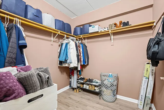 $132,500 | 10831 Keating Avenue, Unit 1NW, Oak Lawn, IL 60453