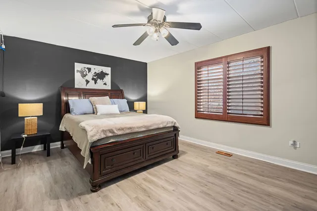 $132,500 | 10831 Keating Avenue, Unit 1NW, Oak Lawn, IL 60453