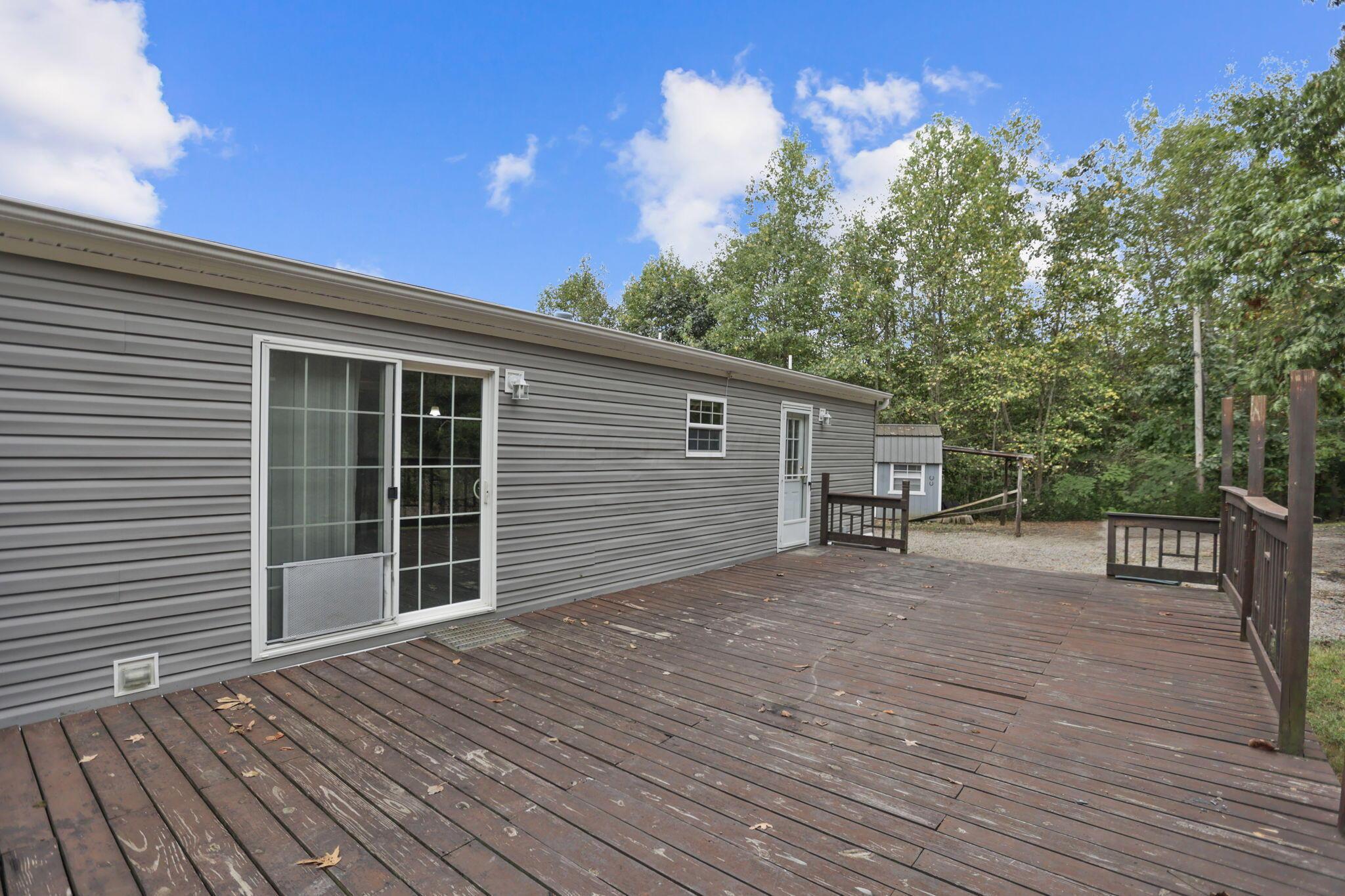 4015 Leffler Road Roseville, OH 43777 - Photo 50 of 93 Deck