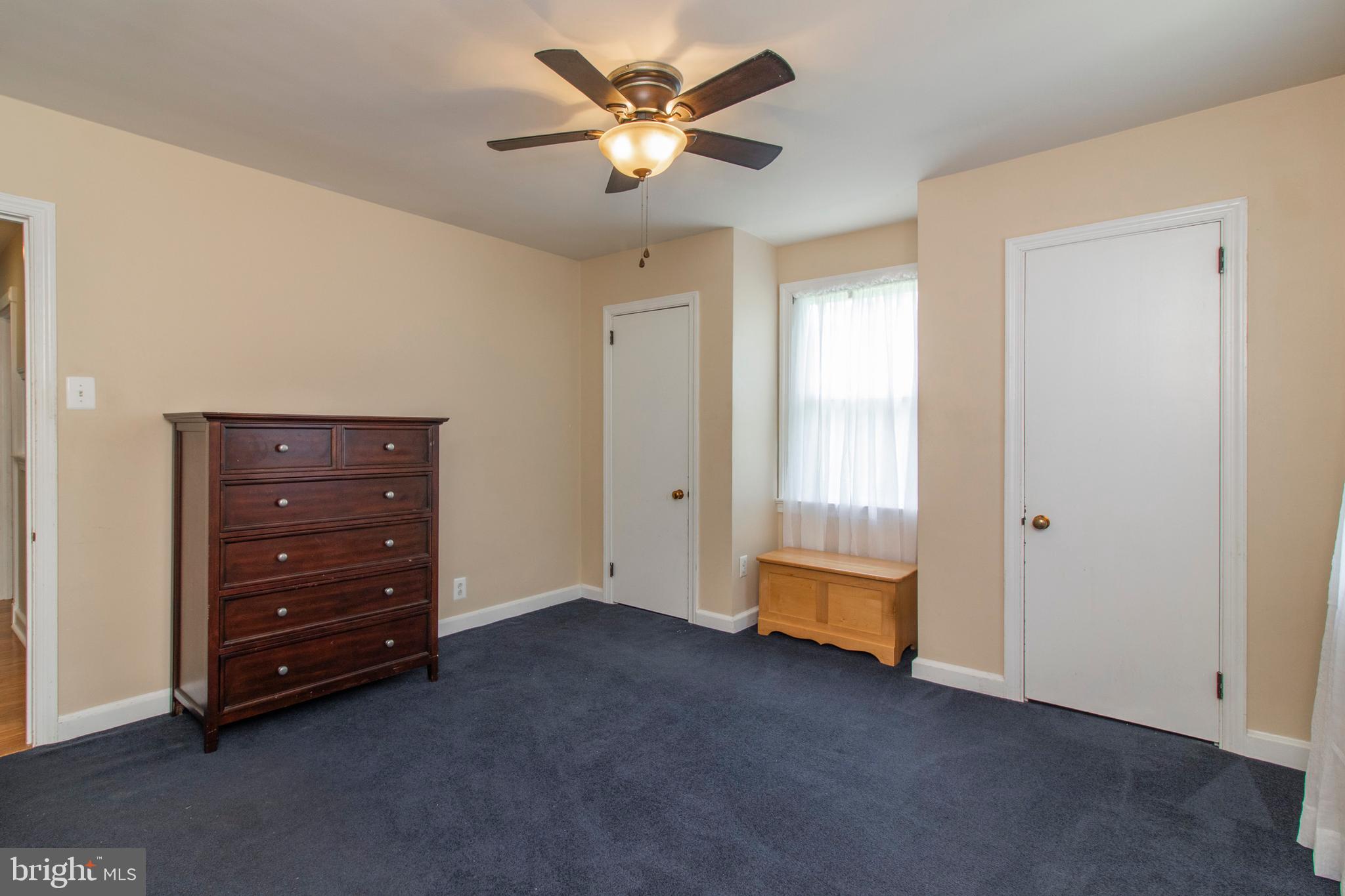 1235 Horsham Road Ambler, PA 19002 - Photo 16 of 41 Master BR (hw under carpets) w/ample closet space