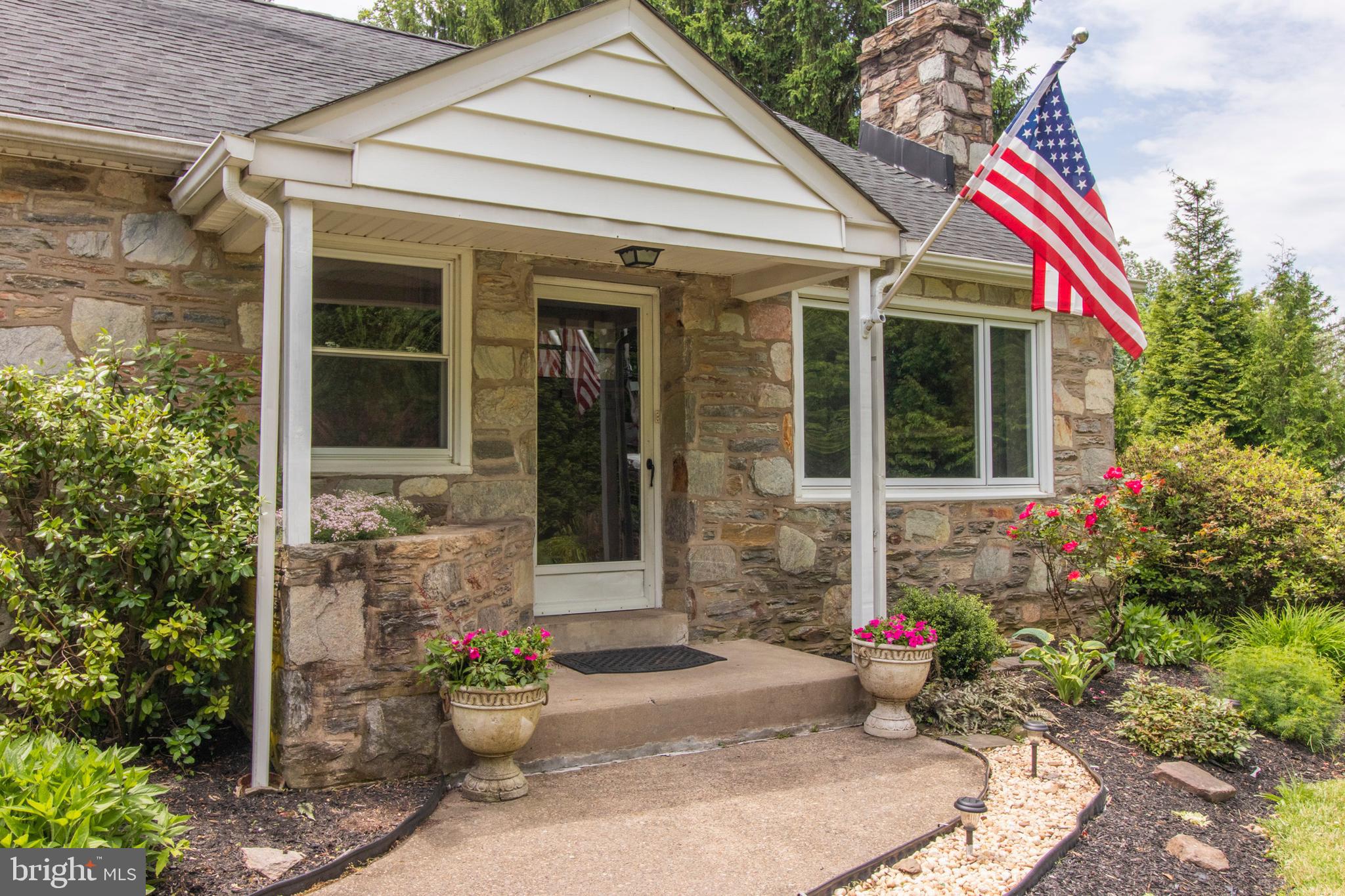 1235 Horsham Road Ambler, PA 19002 - Photo 5 of 41 Welcome home!