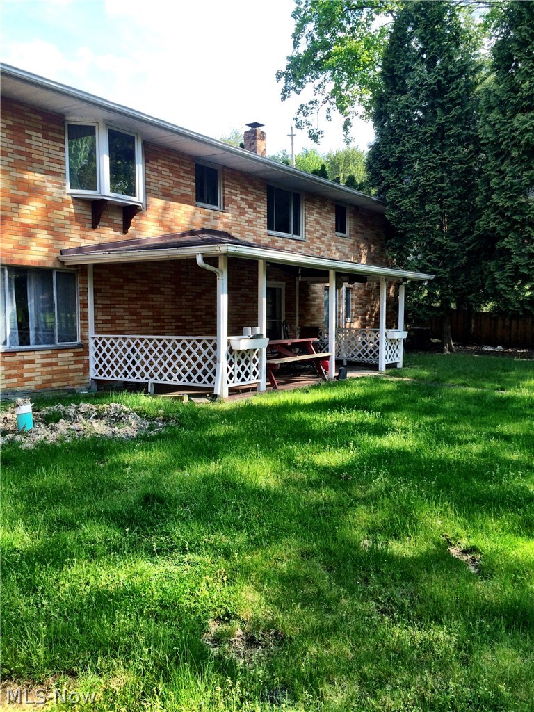 2019 Chestnut Road Independence, OH 44131 - Photo 4 of 7