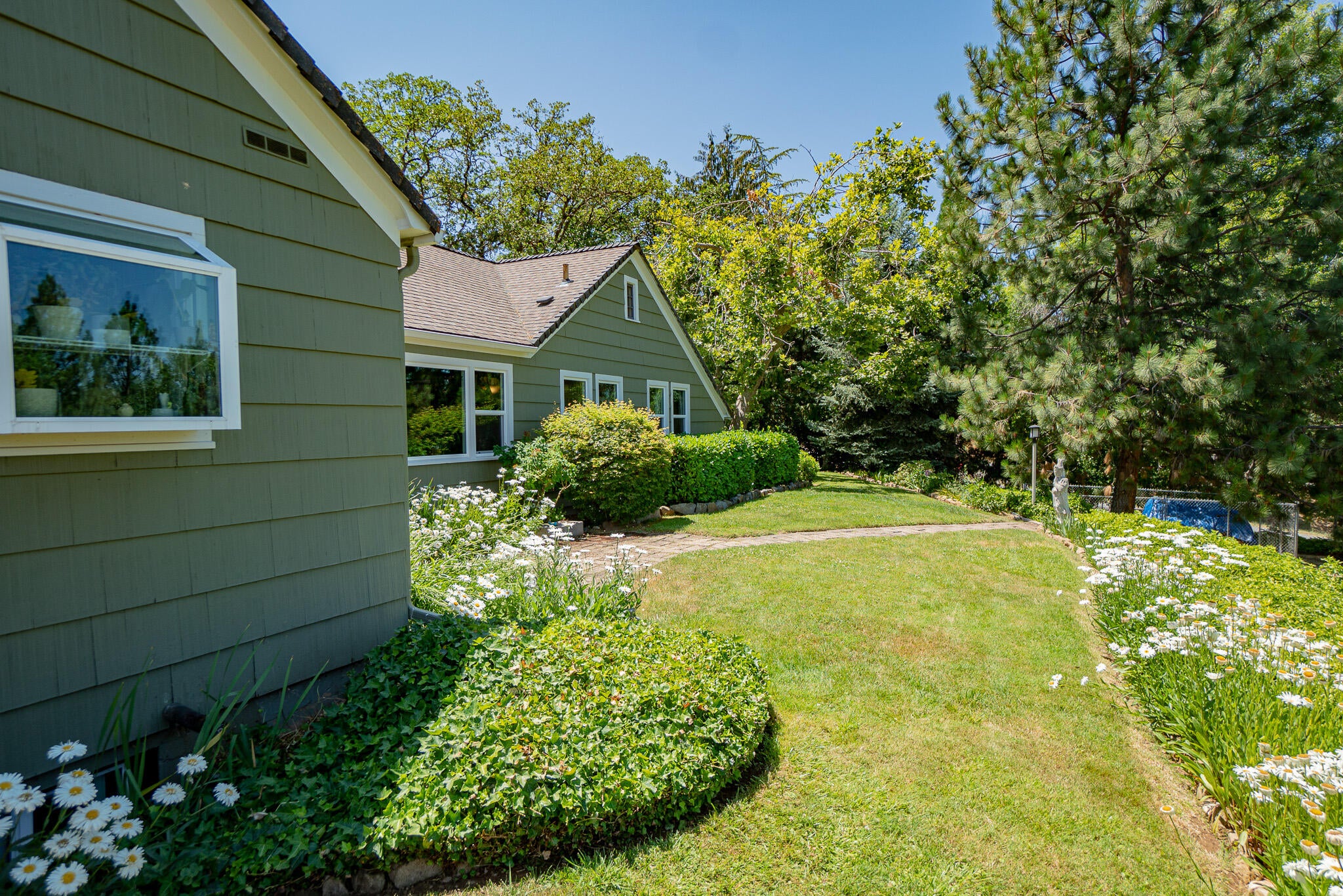 3521 South Stage Road Medford, OR 97501 - Photo 39 of 46 DSC00967