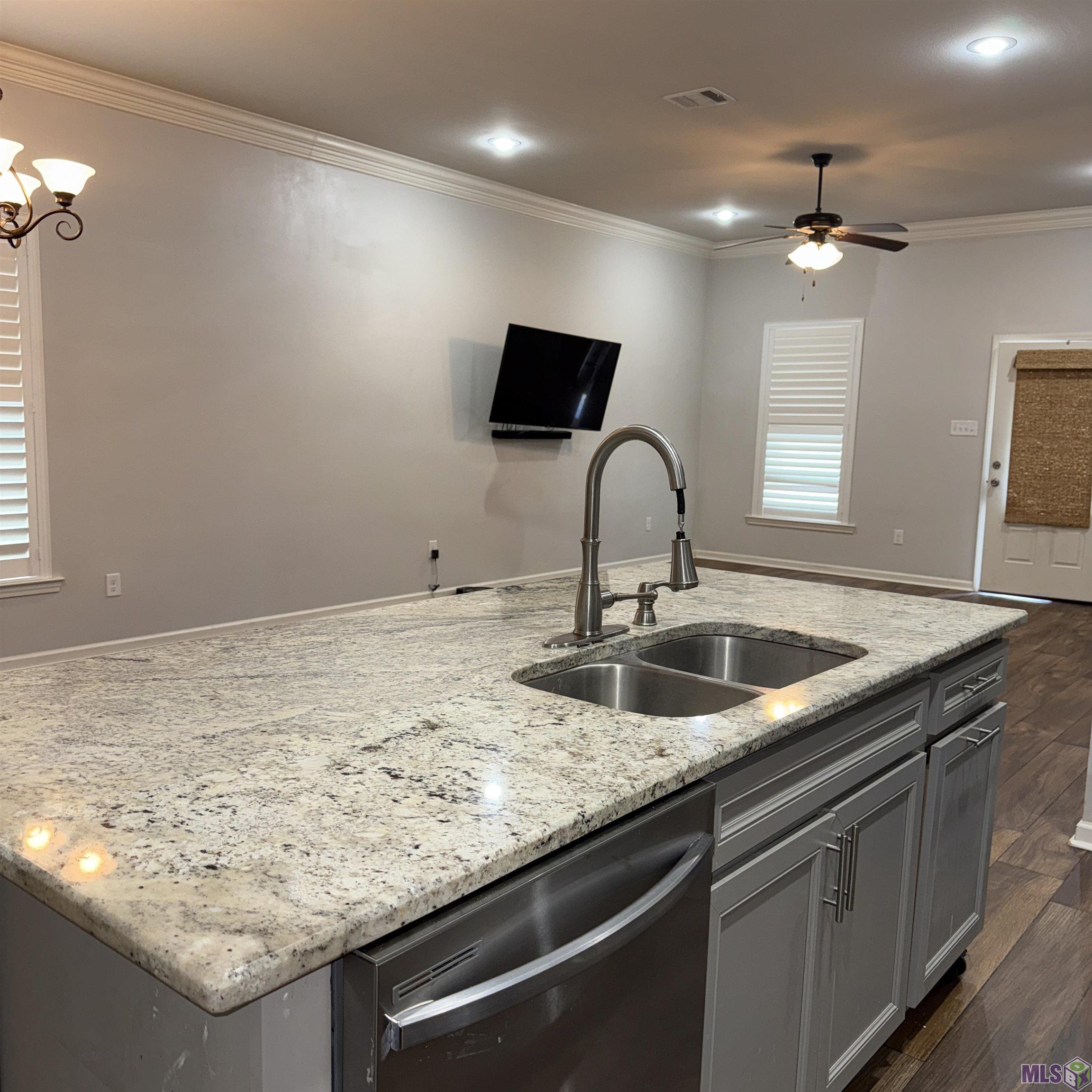 38461 Brown Road Prairieville, LA 70769 - Photo 11 of 39 Gallery Image 11