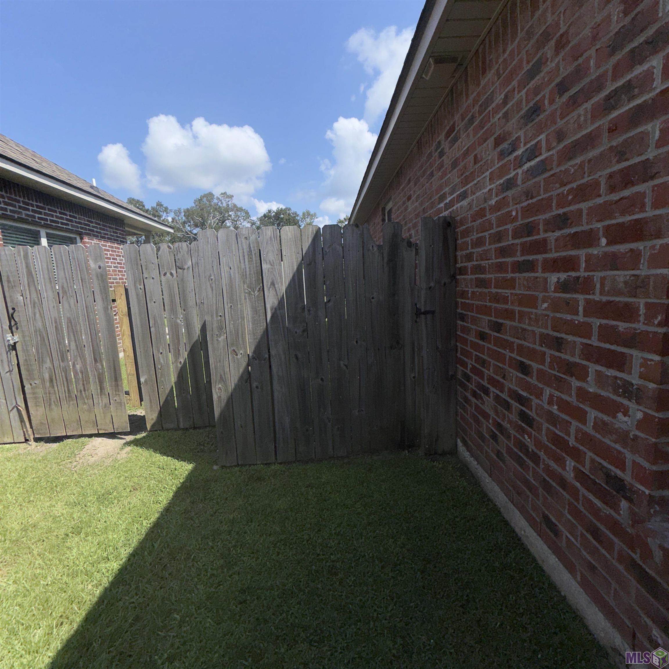38461 Brown Road Prairieville, LA 70769 - Photo 37 of 39 Gallery Image 37