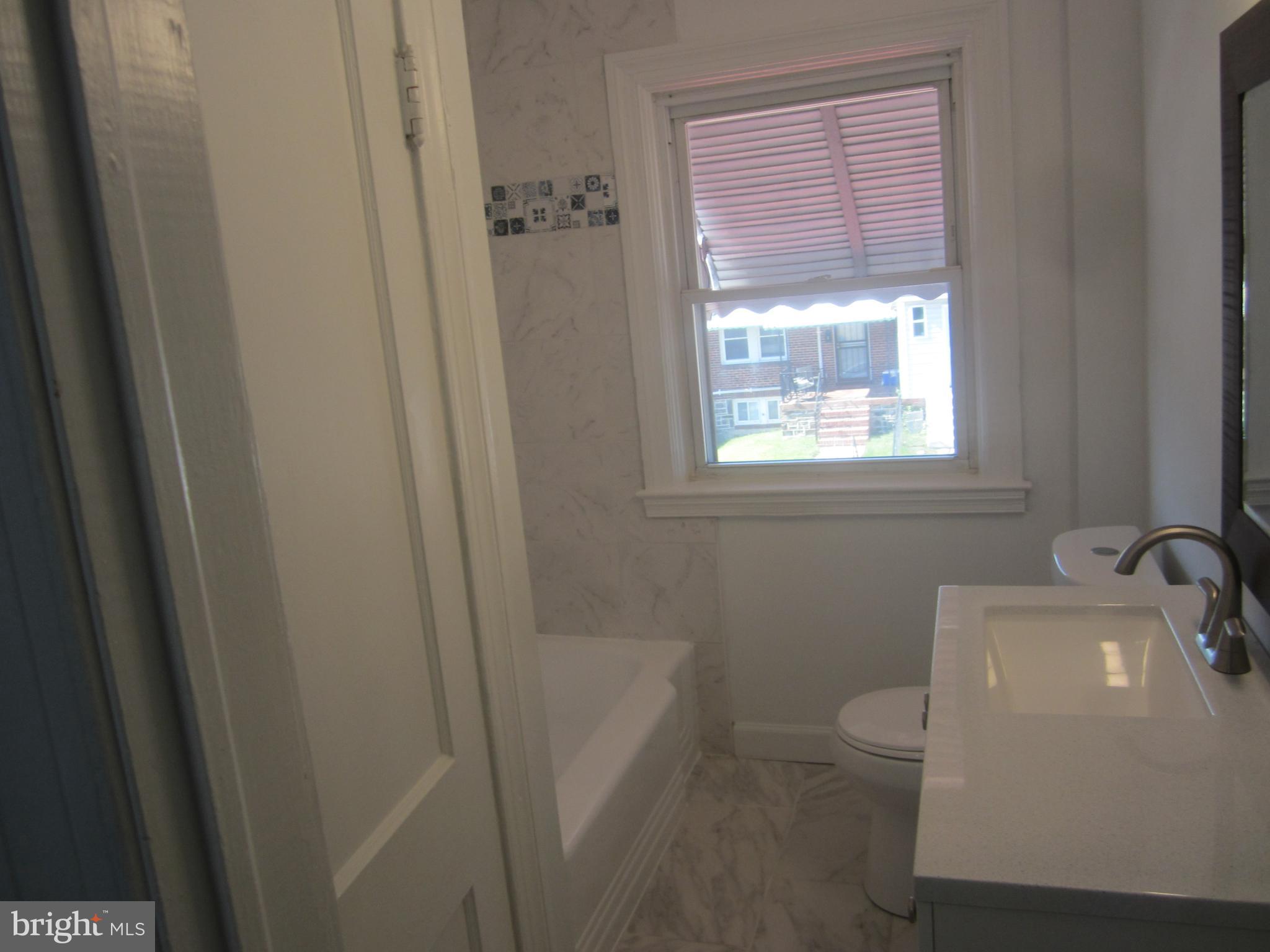 3 South Rosedale Street Baltimore, MD 21229 - Photo 17 of 29 Bathroom 1