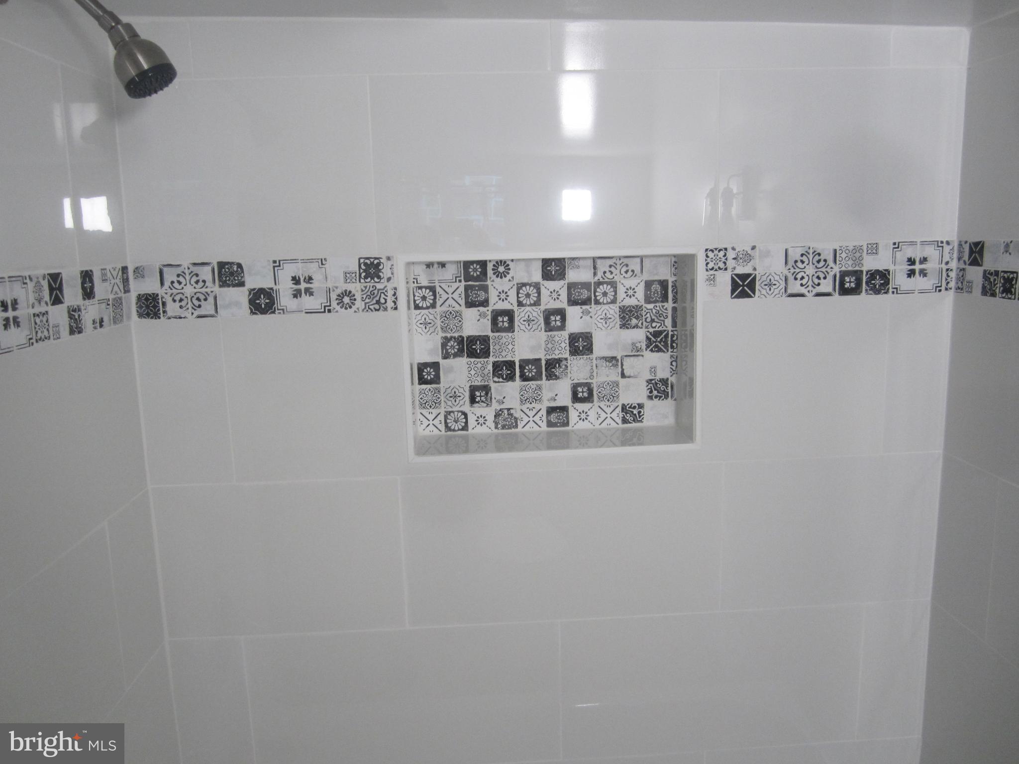 3 South Rosedale Street Baltimore, MD 21229 - Photo 26 of 29 Bathroom 2 bathtub