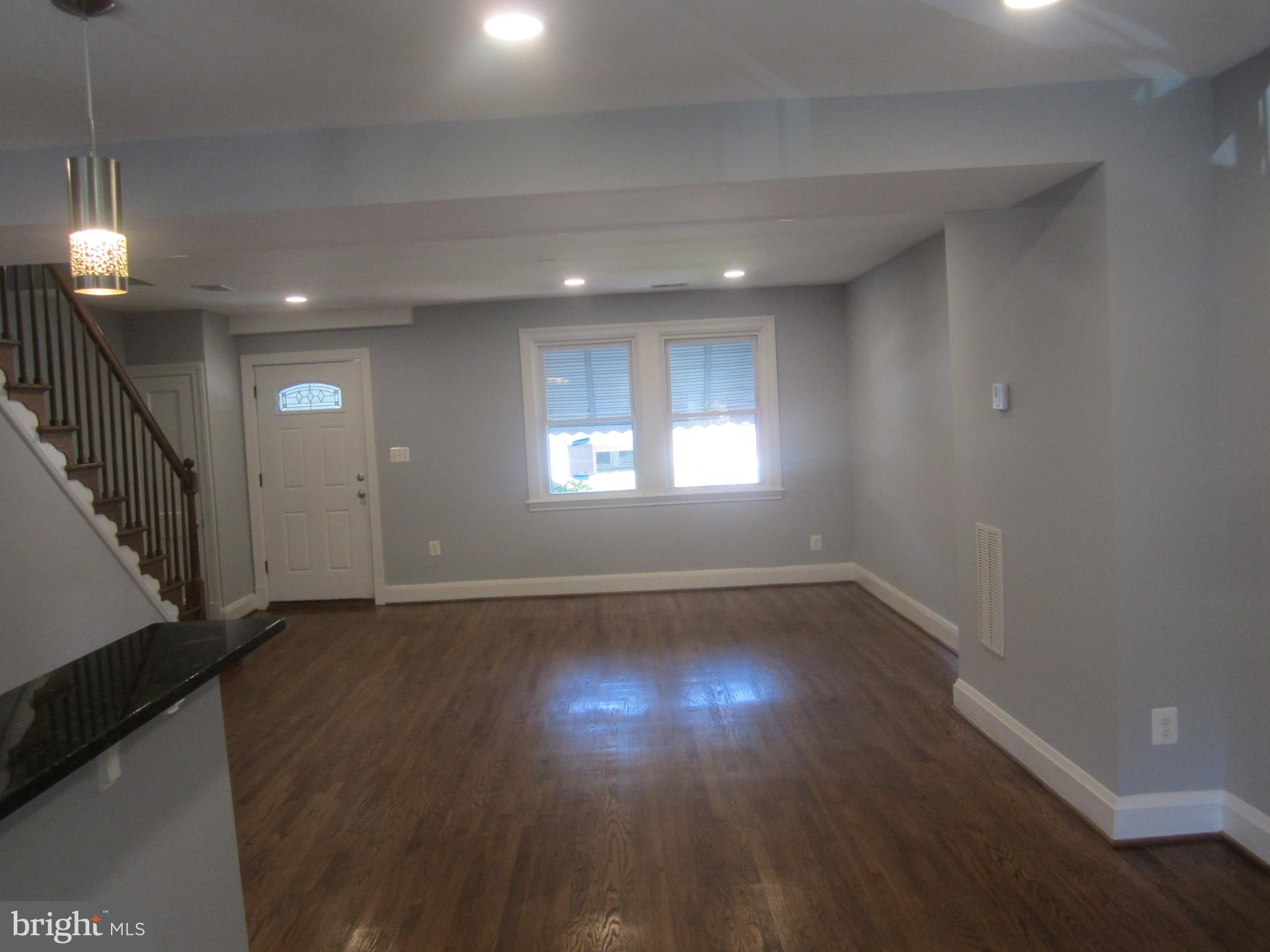 3 South Rosedale Street Baltimore, MD 21229 - Photo 4 of 29 Open Floor design.