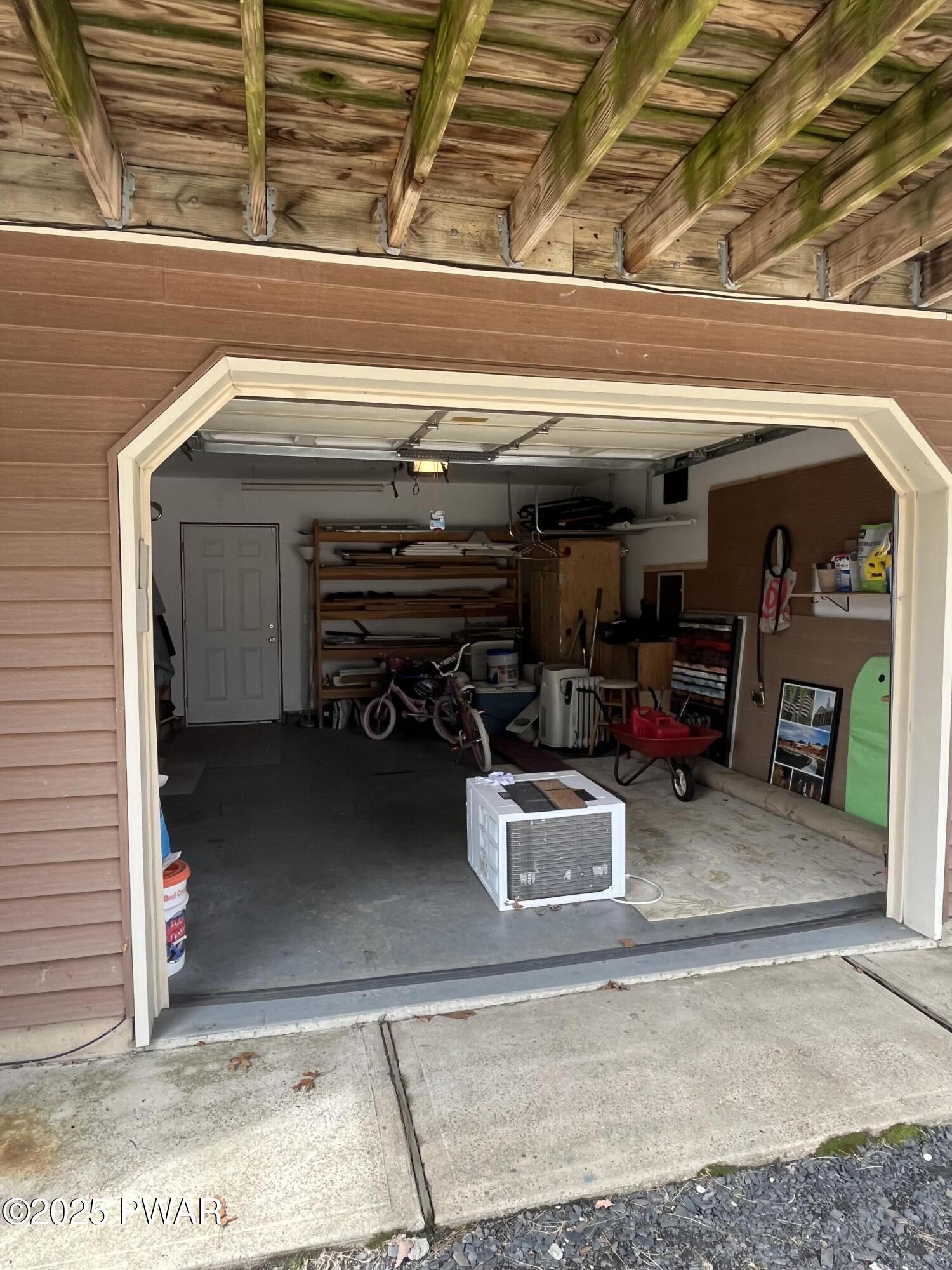 677 West Chipmunk Road Bushkill, PA 18324 - Photo 8 of 53