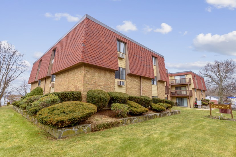 4162 Post Road, Unit 4 Warwick, RI 02818 - Photo 1 of 18 Gallery Image 1