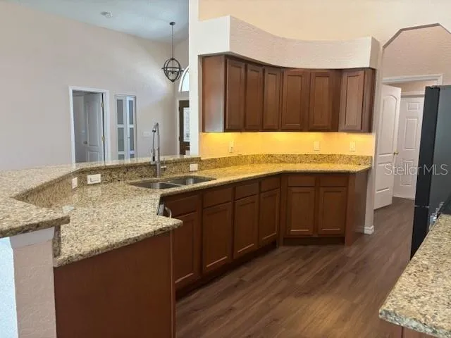 $3,899 | 736 Sunflower Drive, Palm Harbor, FL 34684