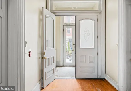 $379,000 | 1501 Green Street, Unit 1, Philadelphia, PA 19130