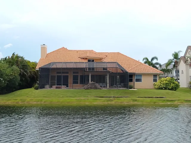 $939,900 | 341 Lanternback Island Drive, Satellite Beach, FL 32937
