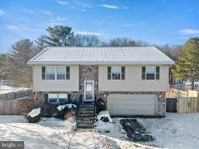 $325,000 | 260 Forest Inn Road, Lehighton, PA 18235