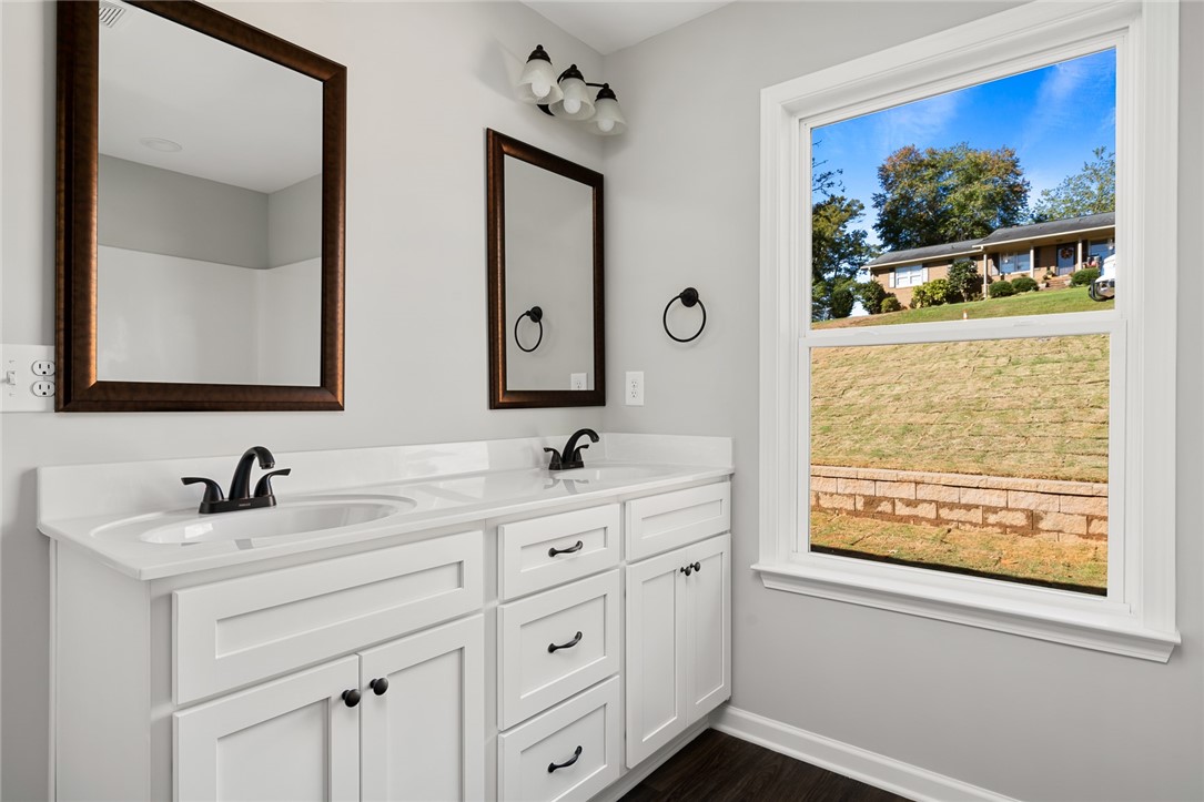 2526 Linmar Circle Anderson, SC 29621 - Photo 17 of 26 Gallery Image 17