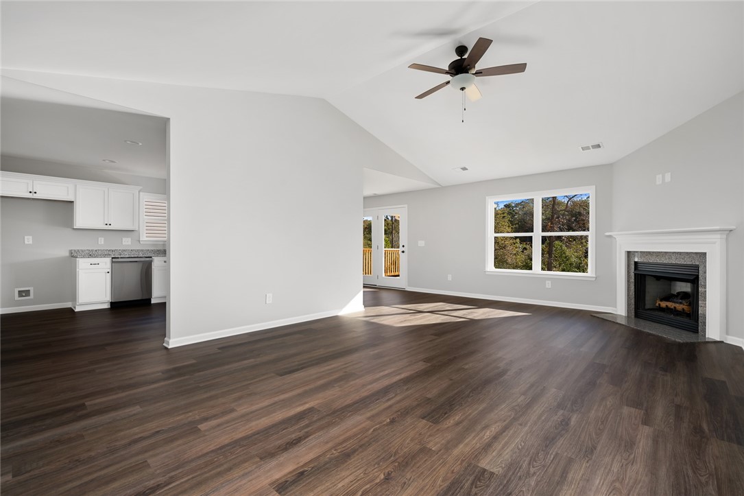 2526 Linmar Circle Anderson, SC 29621 - Photo 6 of 26 Gallery Image 6