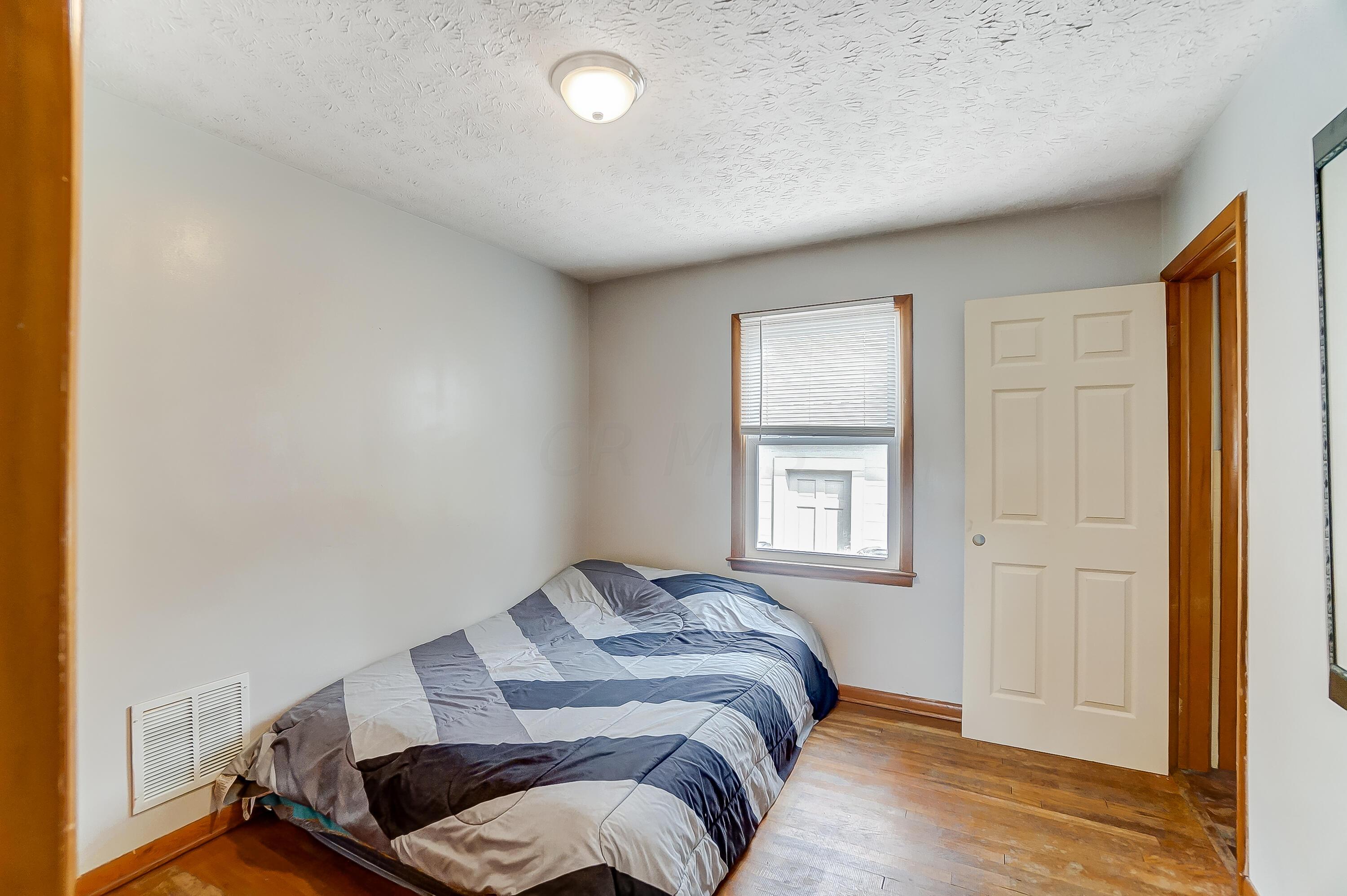 1852 Nelson Road Lancaster, OH 43130 - Photo 22 of 43 Bedroom 3