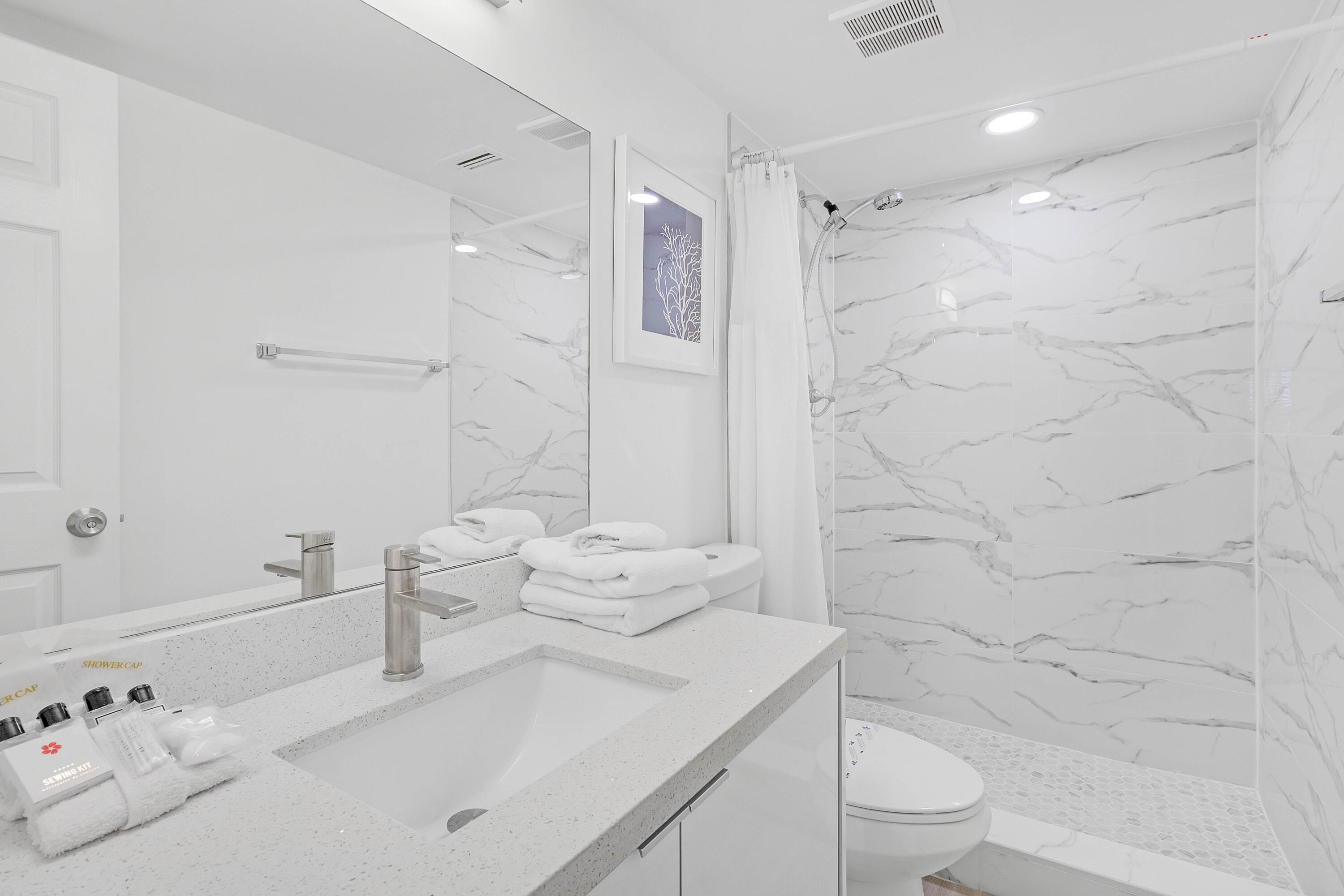 1015 Spanish River Road, Unit 201 Boca Raton, FL 33432 - Photo 21 of 25 1015SPANISHRIVERRD201-14