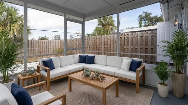 a view of a house with backyard and garden