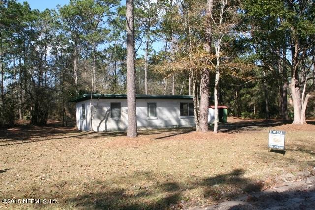 35089 Braddock Road Callahan, FL 32011 - Photo 3 of 10 IMG_1571 (640x427)