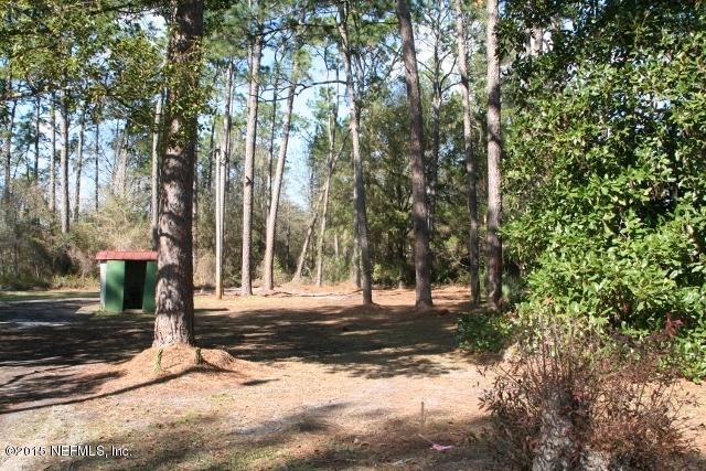 35089 Braddock Road Callahan, FL 32011 - Photo 9 of 10 IMG_1577 (640x427)