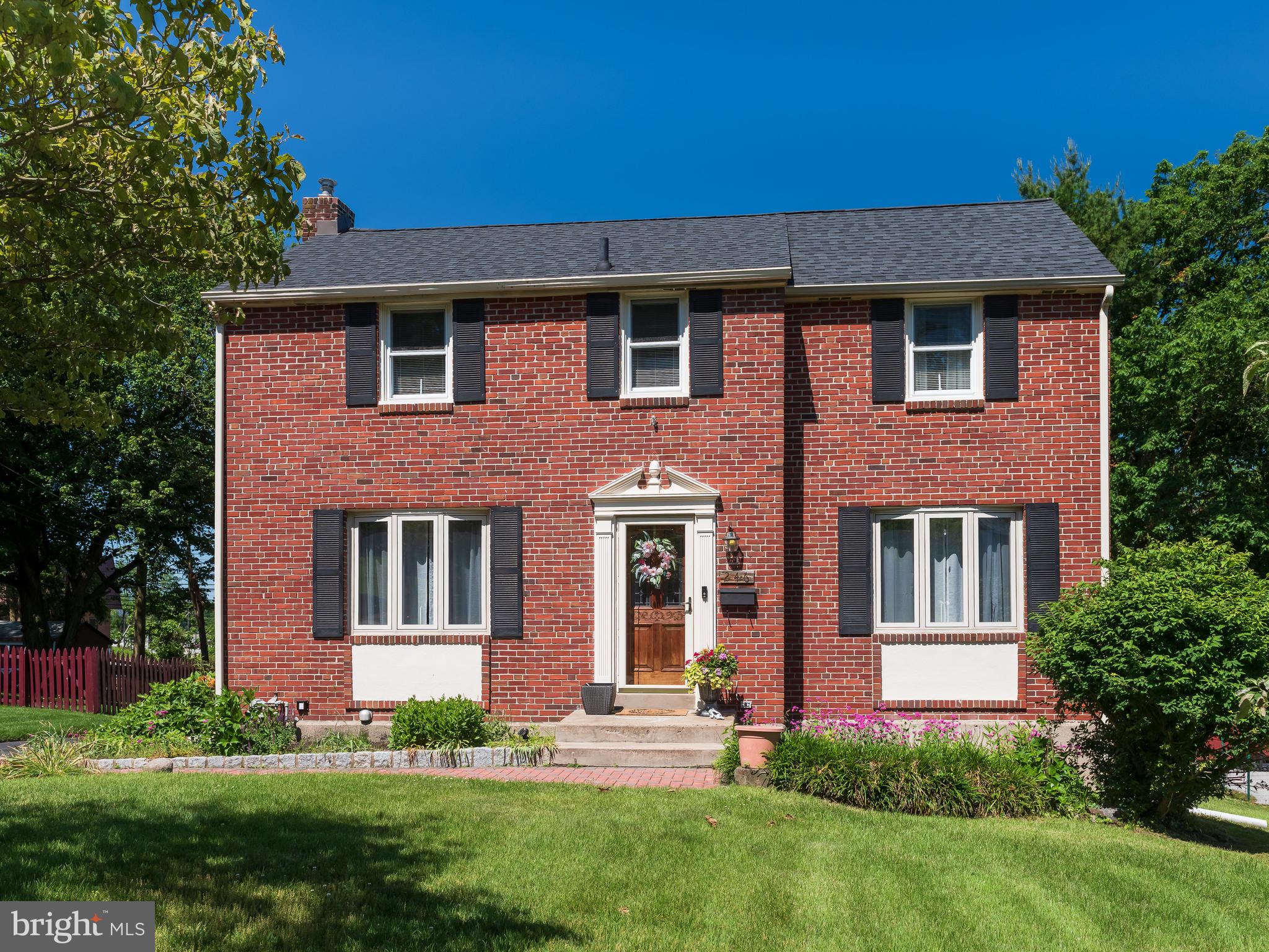 246 Gibbons Road Springfield, PA 19064 - Photo 2 of 25