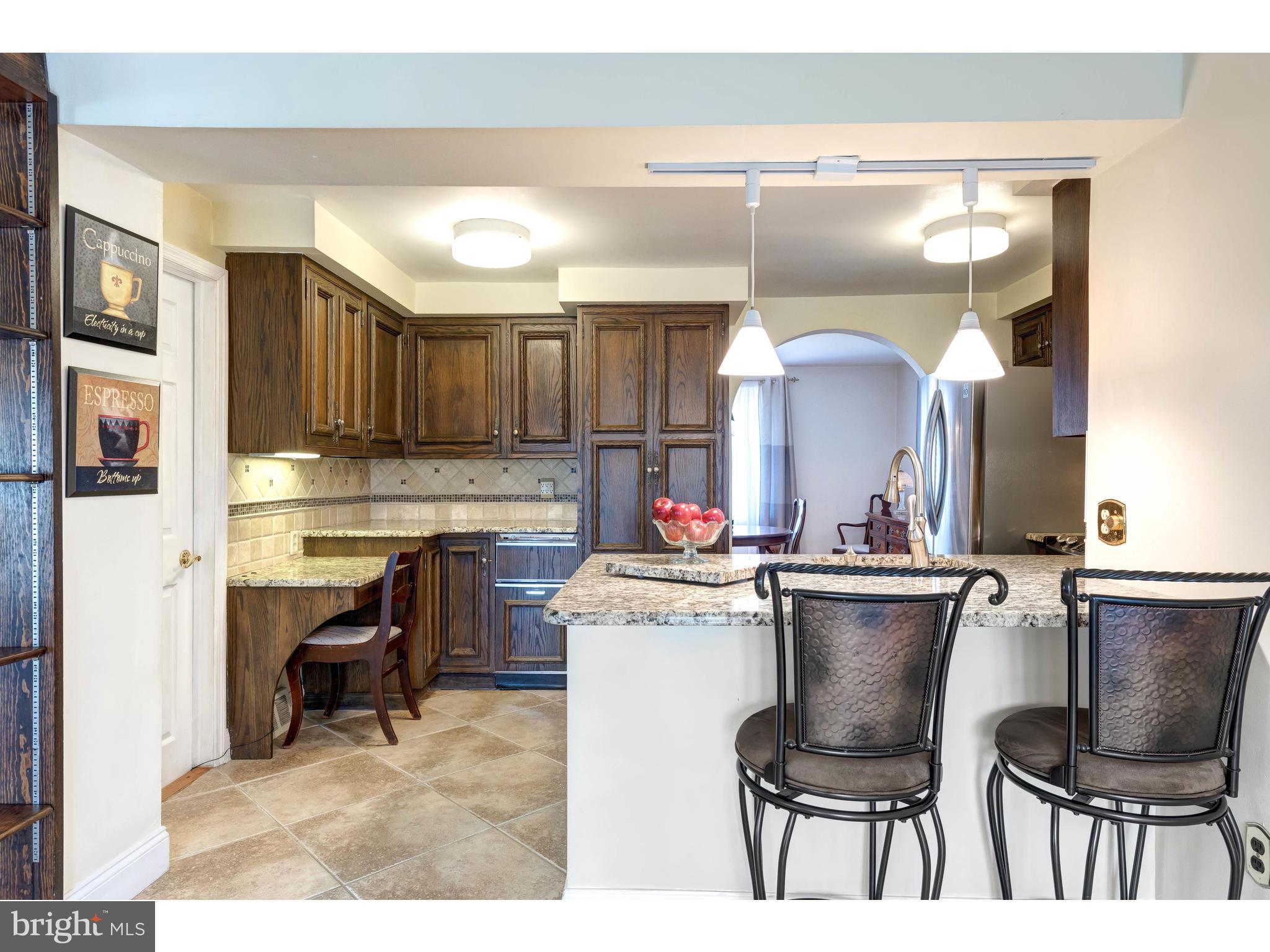 246 Gibbons Road Springfield, PA 19064 - Photo 8 of 25