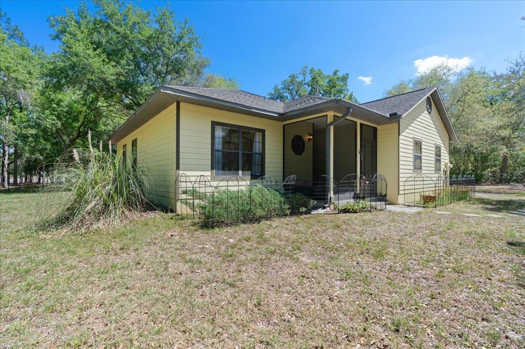 124 Mandarin Lake Road Melrose, FL 32666 - Photo 31 of 46 Gallery Image 31