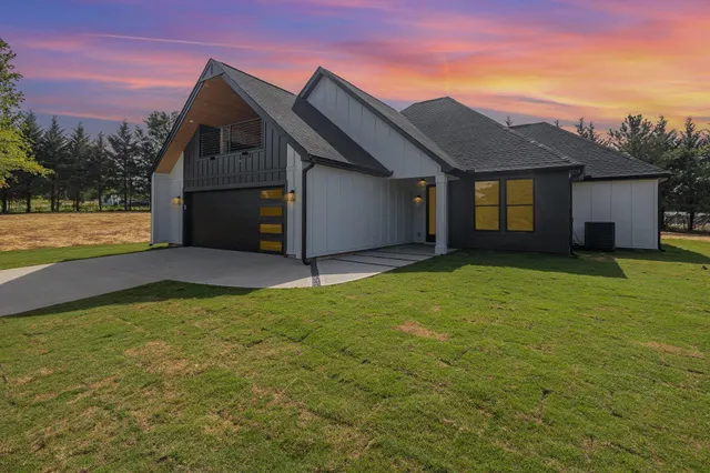 $475,000 | 215 Moore Road, Liberty, SC 29657