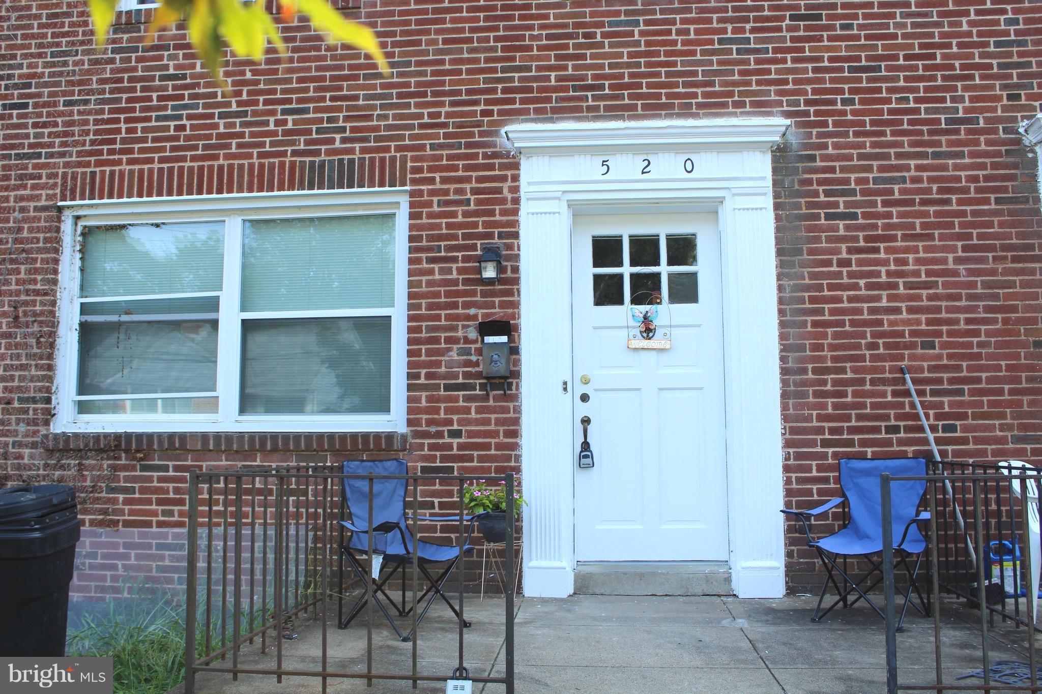 520 Charing Cross Road Baltimore, MD 21229 - Photo 3 of 17 Exterior (Front)