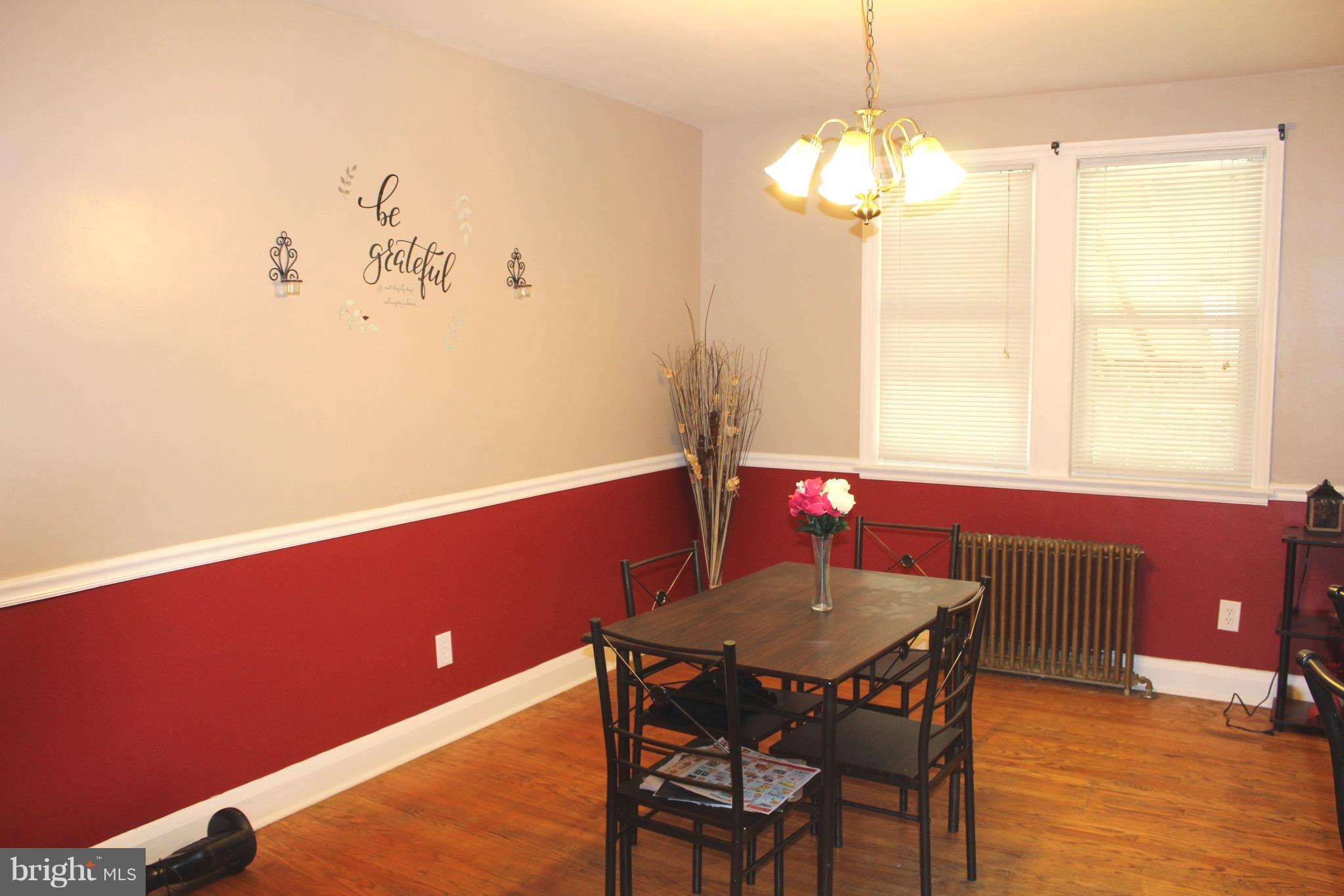 520 Charing Cross Road Baltimore, MD 21229 - Photo 9 of 17 Dining Room