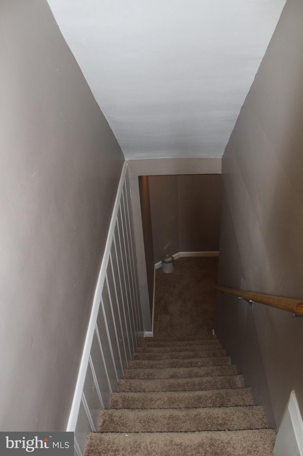 520 Charing Cross Road Baltimore, MD 21229 - Photo 10 of 17 Stairs to basement