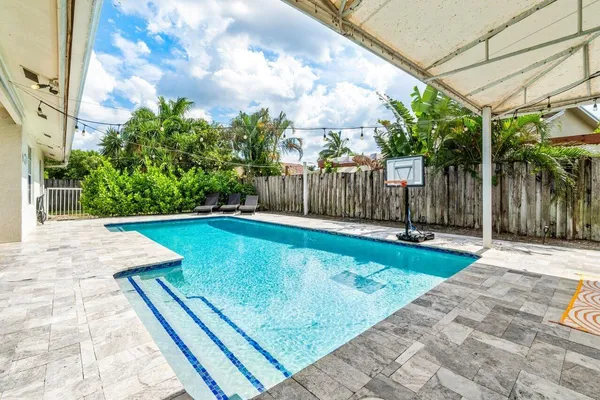 $5,000 | 1352 Wyndcliff Drive, Wellington, FL 33414