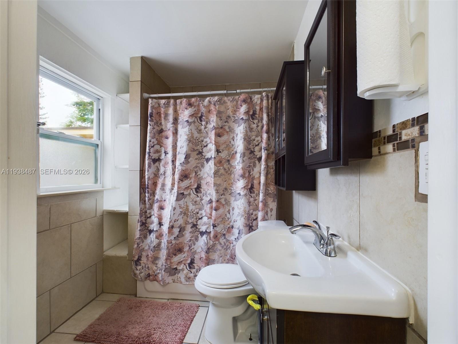 616 Southwest 8th Street, Unit 620 Homestead, FL 33030 - Photo 7 of 11