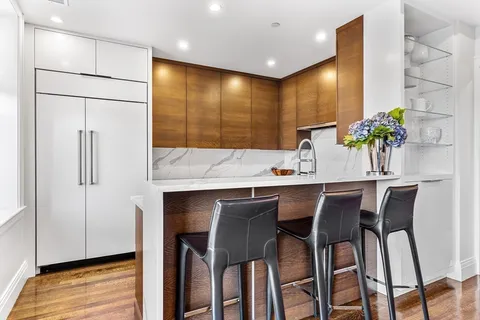 $6,500,000 | 4 Joy Street, Unit PH, Boston, MA 02108