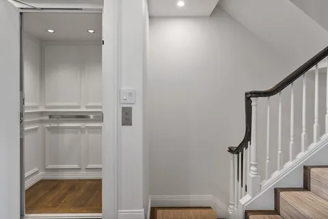 $6,500,000 | 4 Joy Street, Unit PH, Boston, MA 02108