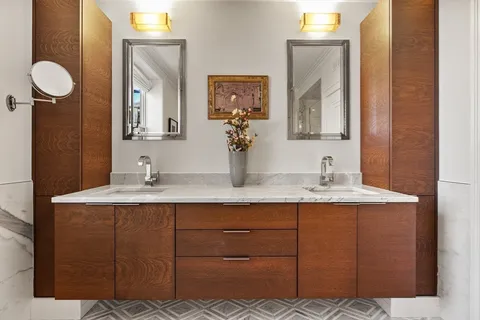 $6,500,000 | 4 Joy Street, Unit PH, Boston, MA 02108