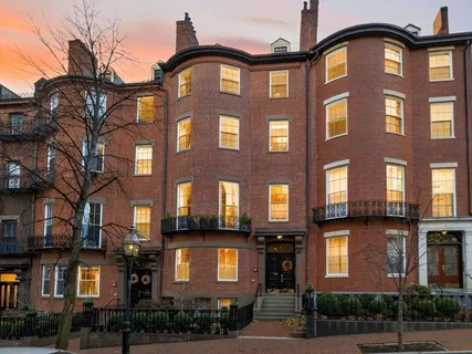 $6,500,000 | 4 Joy Street, Unit PH, Boston, MA 02108
